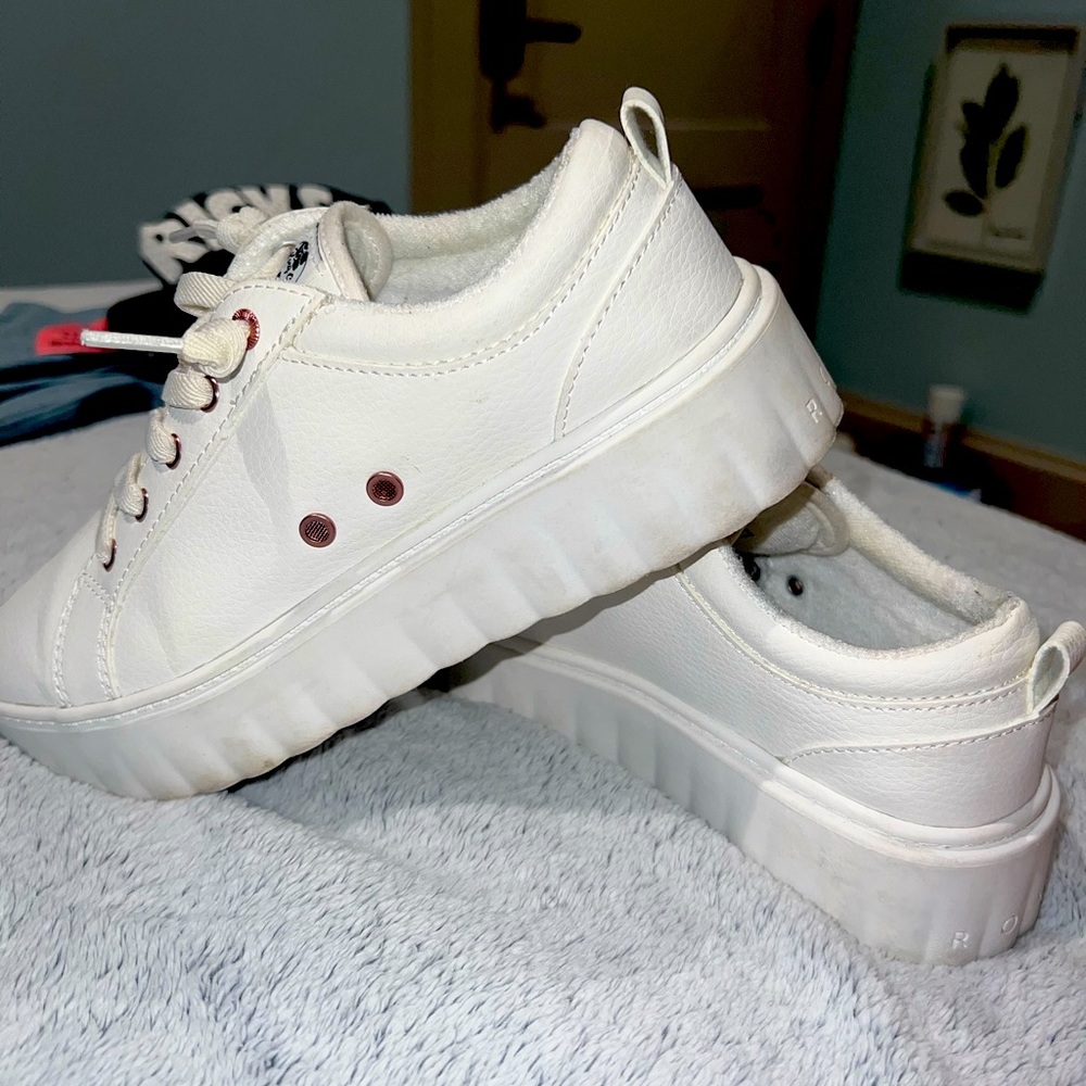 Roxy white sneakers